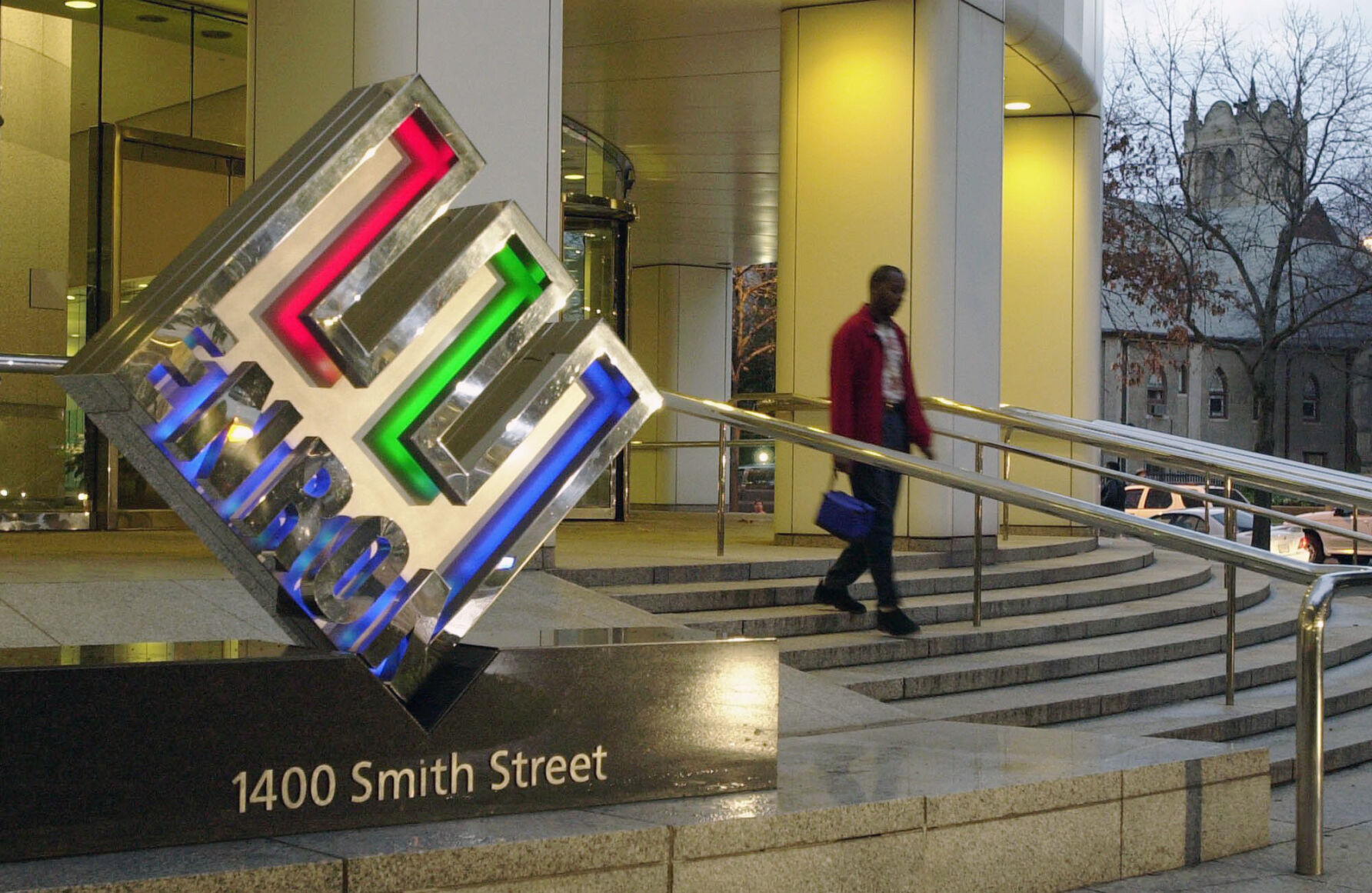 2001: Enron